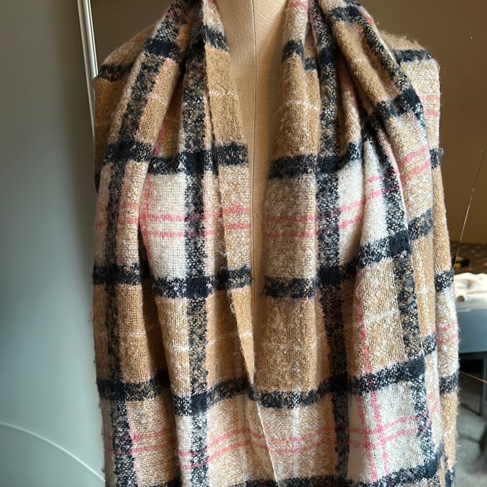 Barbour Tan and Black Plaid Scarf
